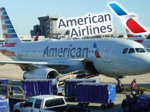 American Airlines Grounds All Flights on Christmas Eve Due to Technical Issue