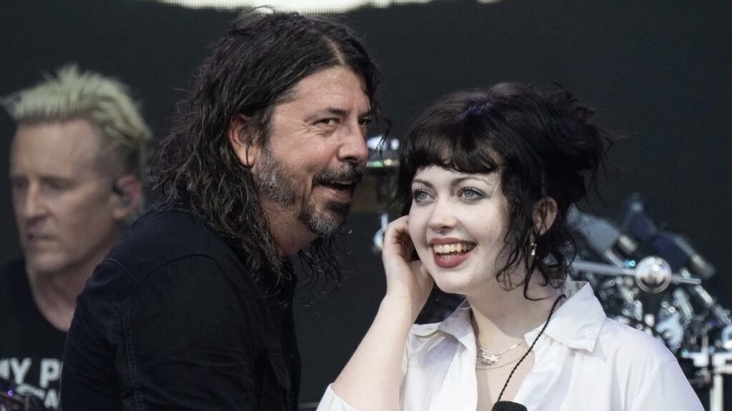 Dave Grohl's Daughter Violet Grohl Working on Debut Album