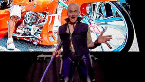 David Lee Roth Sings and Dances to Van Halen's "Panama"