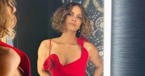 Halle Berry’s christmas vacation photos are giving us some major FOMO