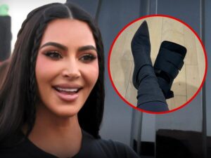 Kim Kardashian Refuses to Give Up Heels Even With Broken Foot