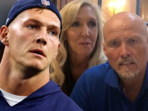 Leighton Vander Esch Darwin and Sandy Vander Esch