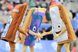 Pop-Tarts Bowl -Iowa State v Miami - Pop-Tarts Bowl