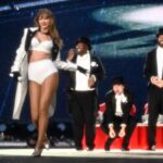 travis-kelce-gushes-over-unbelievable-taylor-swift-after-the-conclusion-of-her-eras-tour1