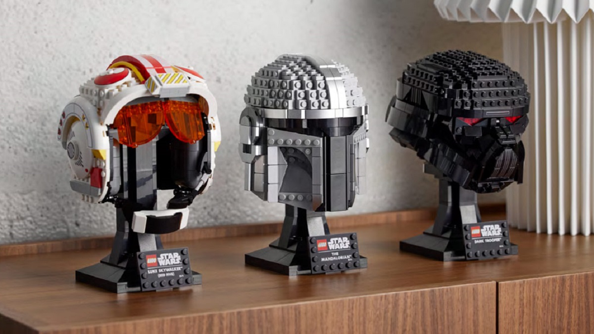 The 2022 LEGO Star Wars Helmets Collection