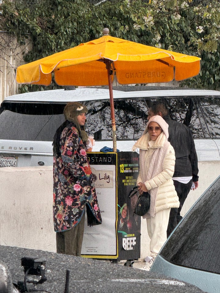 Jada Pinkett Smith and Willow Smith having lunch in Los Angeles.