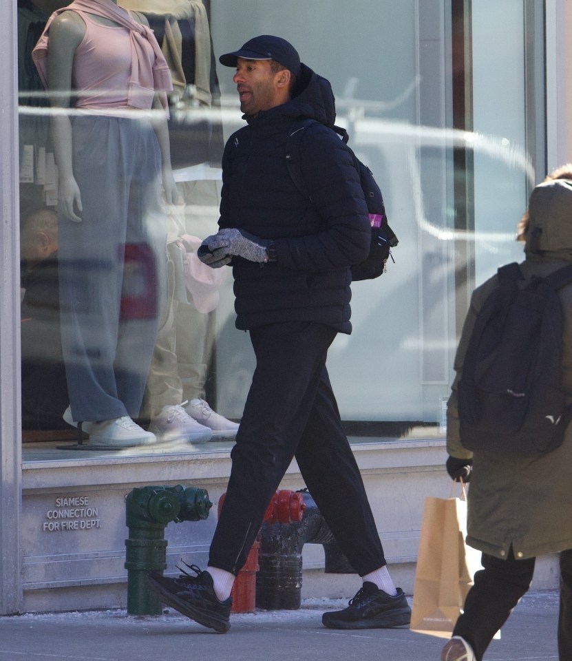 Matt James walking in New York City.