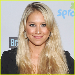 Anna Kournikova Seen in Wheelchair in Rare Public Sighting After 2 Years Out of Spotlight