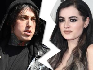 Saraya Bevis ronnie radke