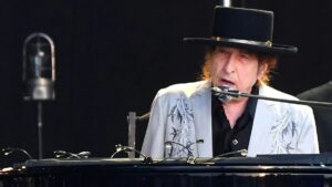 Bob Dylan to Play Small Towns on 2025 Tour