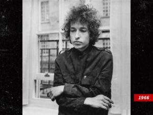 bob dylan 1966 sub getty