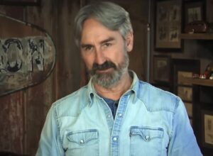 Fans Have an Idea for "American Pickers" Star Mike Wolfe — Best Life