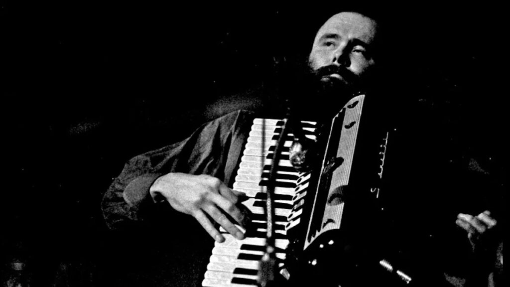 Garth Hudson, The Band’s Last Original Member, Dead at 87