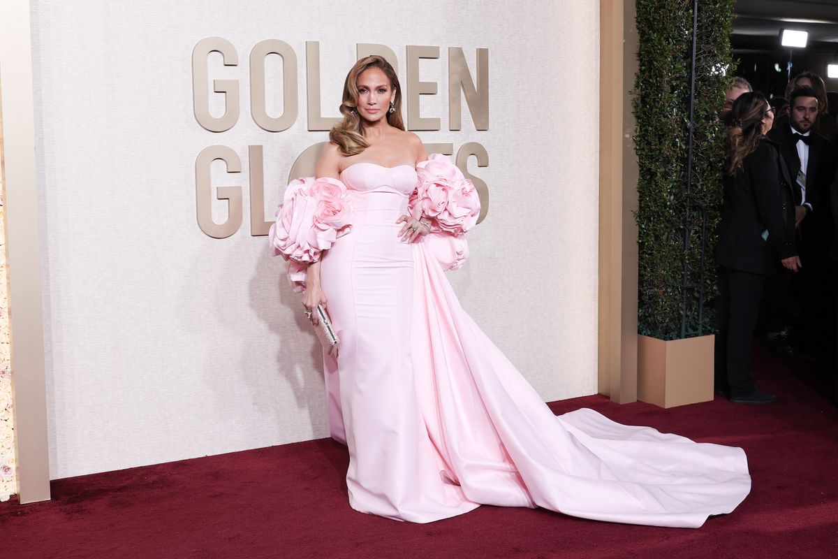 Jennifer Lopez at the 81st Golden Globe Awards 