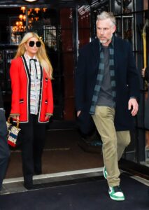 Jessica Simpson and Eric Johnson walking in New York City.