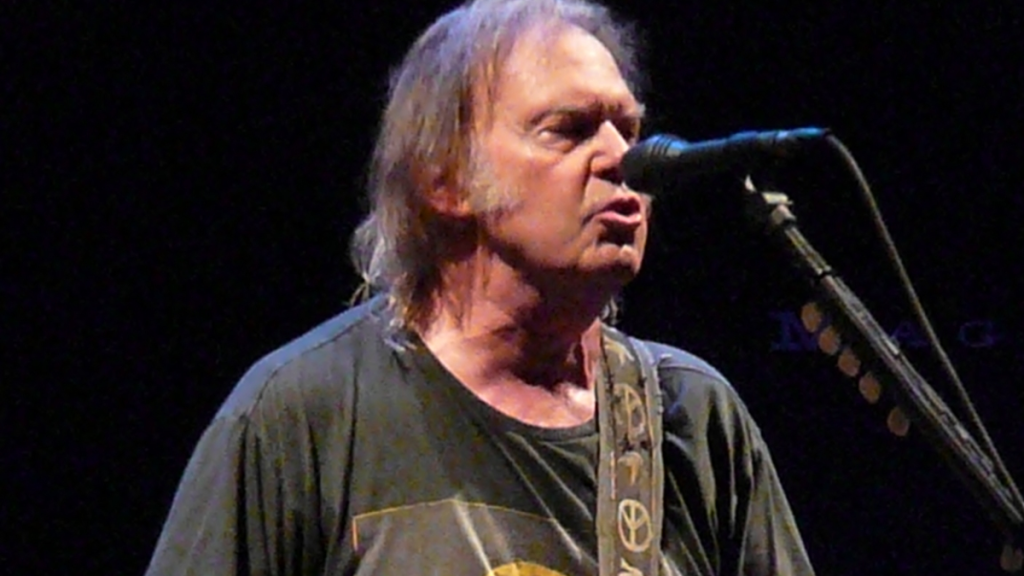 Neil Young Glastonbury