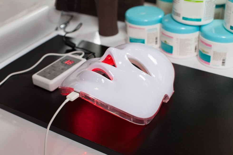 red light therapy mask