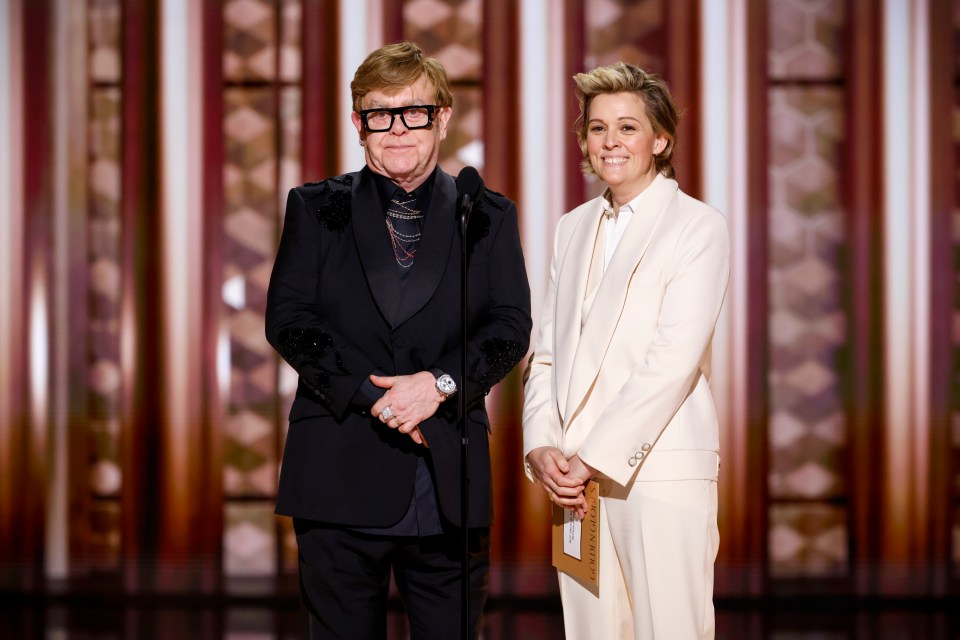 Sir Elton John mocked his failing vision at this year's Golden Globes