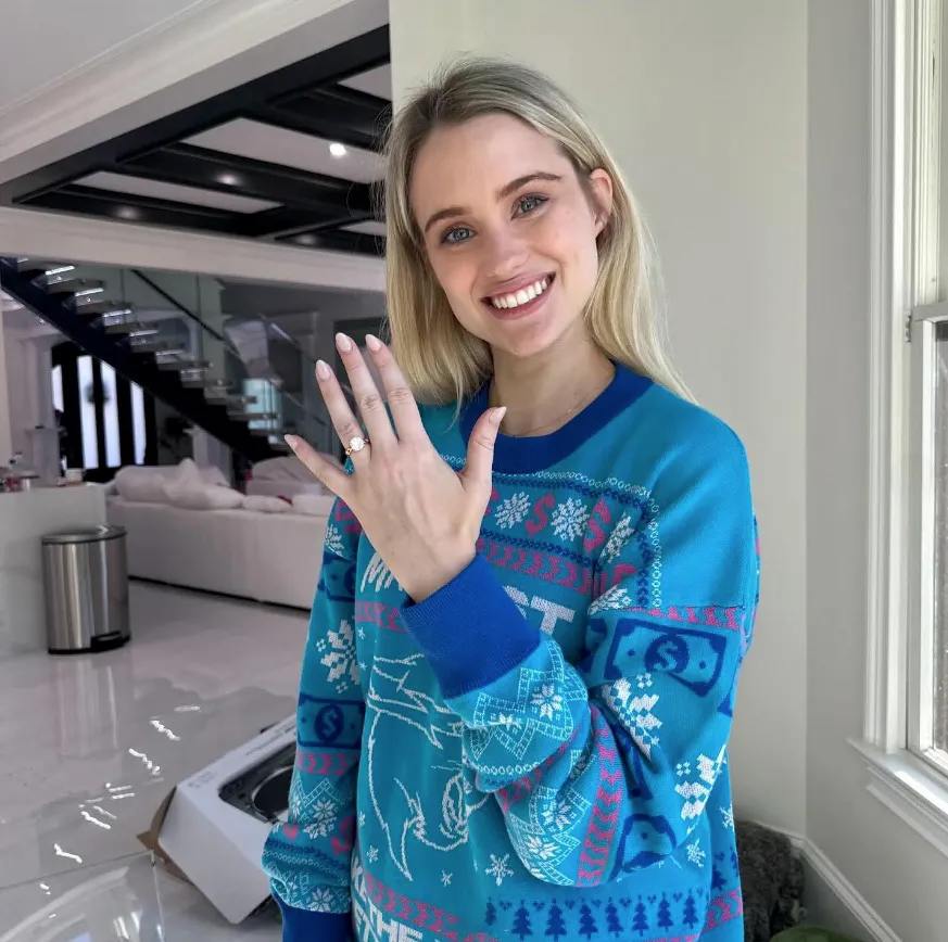 Thea shows off her beautiful ring