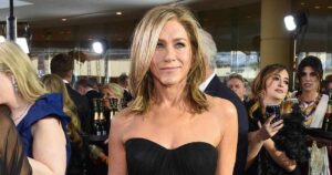 Jennifer Aniston turned down SNL in the ‘90s?