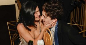 Kylie Jenner Timothee Chalamet Golden Globes