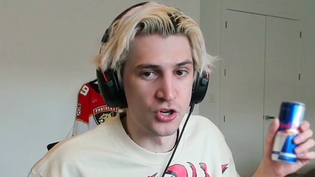 xQc calls FaZe Clan’s new logo “corny” as he feuds with members