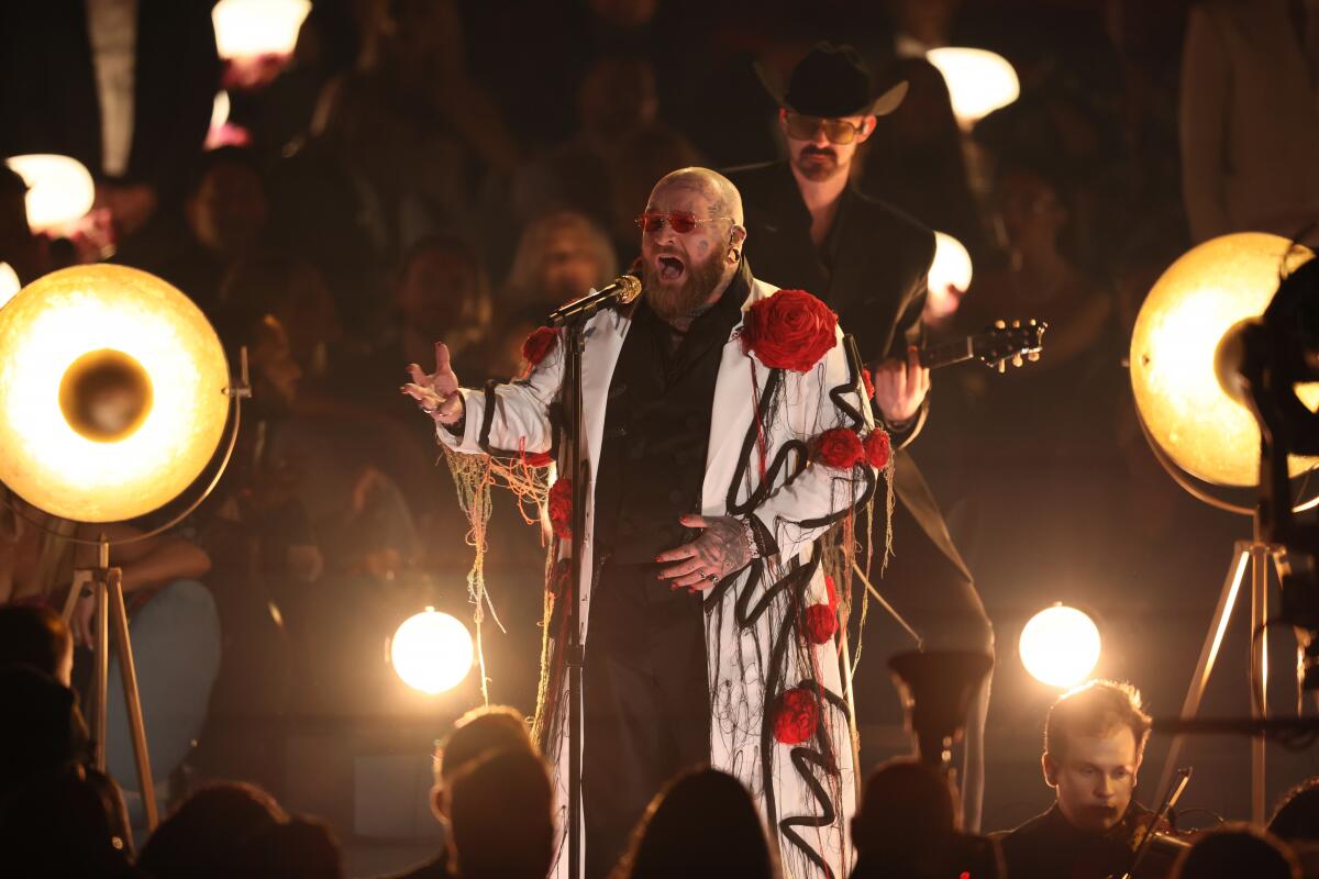  Teddy Swims at the 67th Grammys Awards 