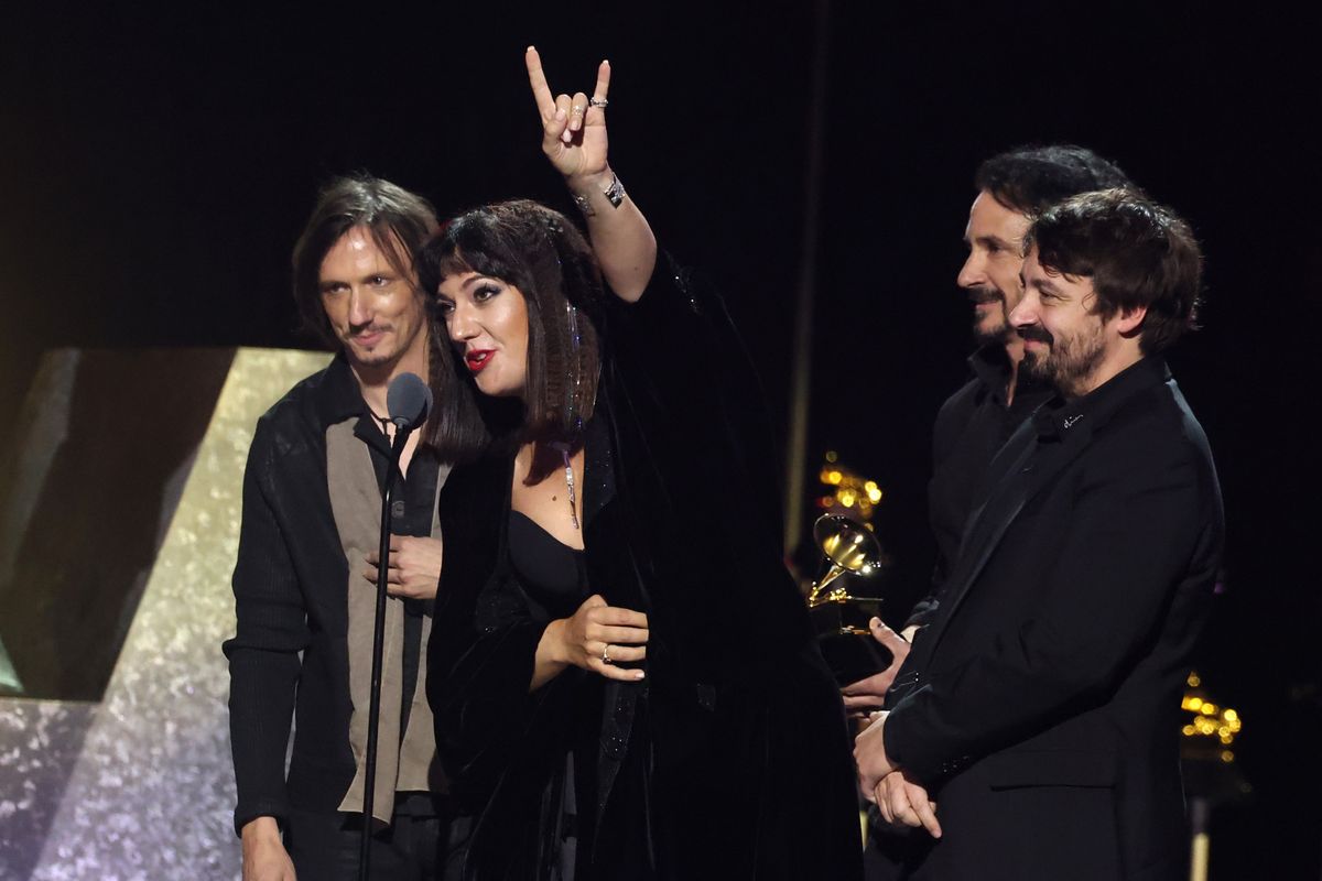 Gojira, Marina Viotti and Victor Le Masne accept the Best Metal Performance award 