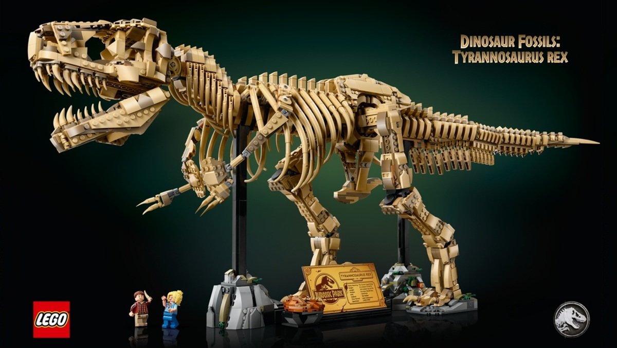 The packaging for the LEGO Jurassic World T-rex fossil set.