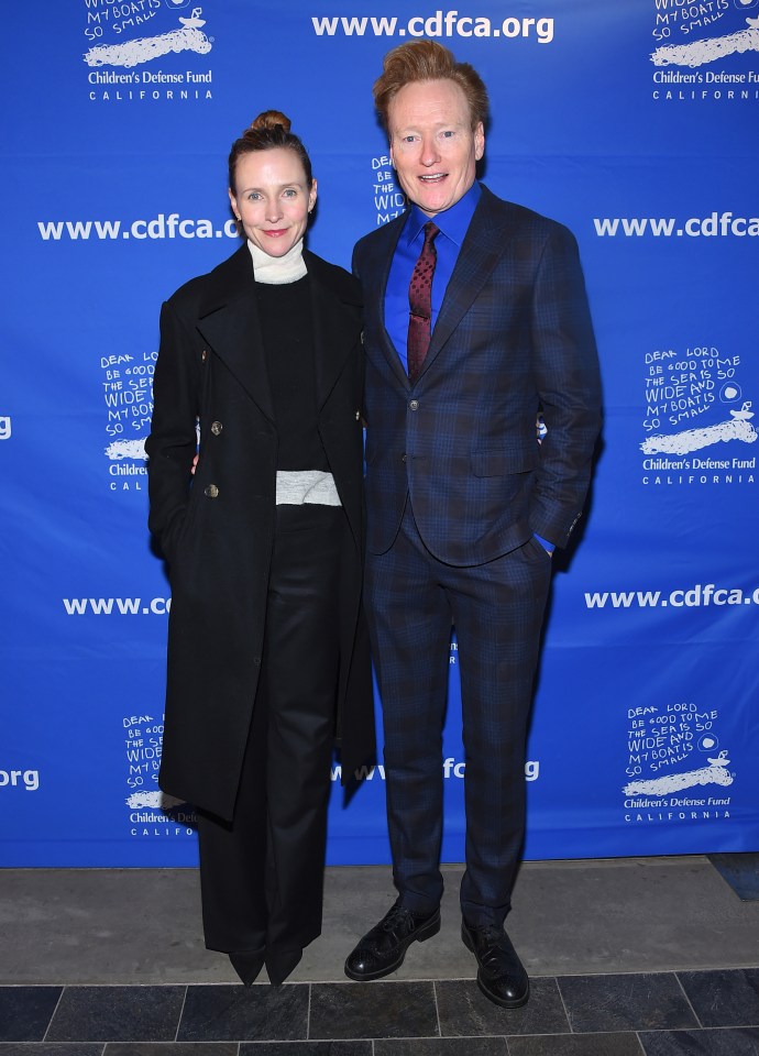 Conan O'Brien and his wife Liza Powel O'Brien at an awards ceremony.