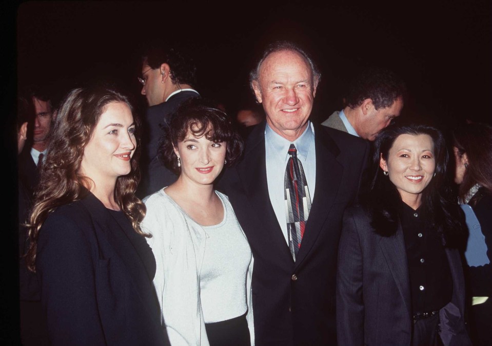 Gene Hackman with his wife and two other women at a movie premiere.