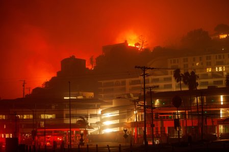 What causes wildfires in Los Angeles?