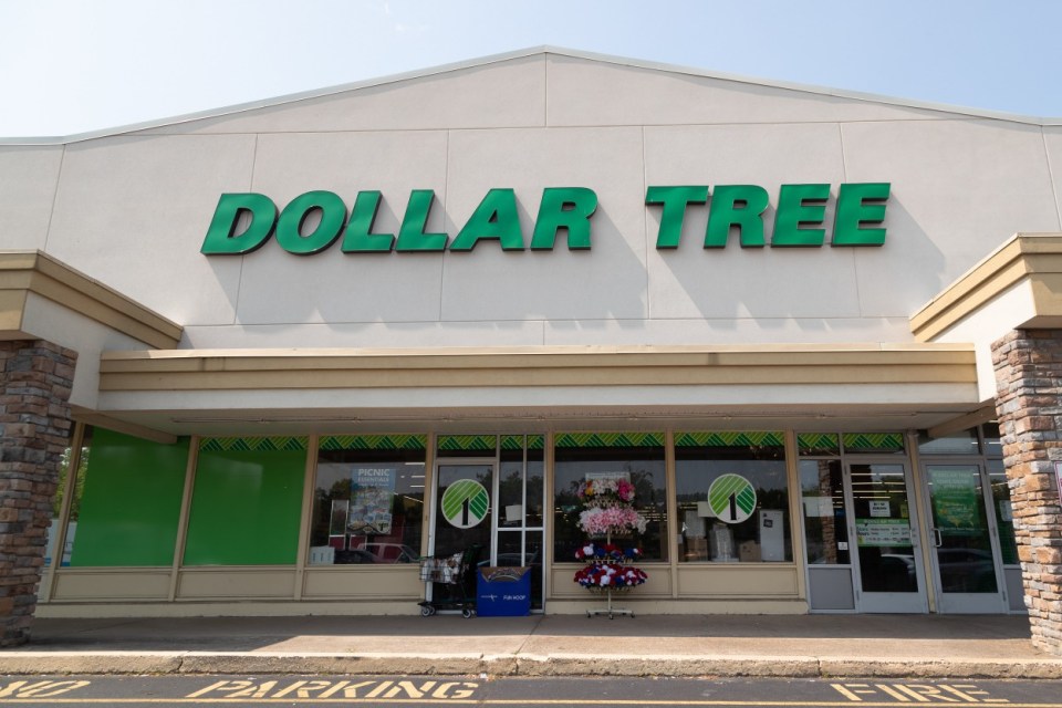 Exterior of a Dollar Tree store.