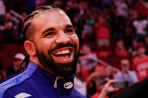 Drake attends Cleveland Cavaliers v Houston Rockets