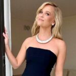 Reese Witherspoon Net Worth | Hollywood Mogul | Hello Sunshine