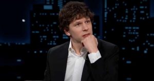 Here’s What Jesse Eisenberg Said About His SNL Hosting Mishap