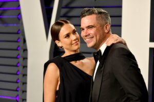 Jessica Alba and Cash Warren at the 2019 Vanity Fair Oscar Party.