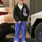 Justin Bieber leaving a spa.