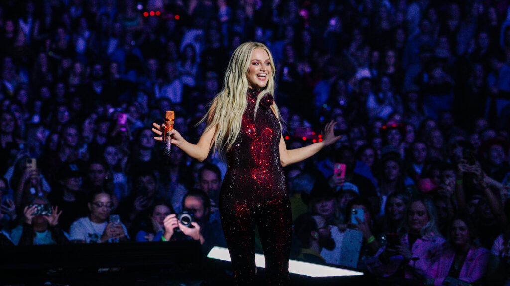 Kelsea Ballerini's "Patterns Tour" Review: Pop-Country's Queen