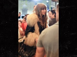 Taylor Swift dinner at Gianna's in New Orleans with HAIM