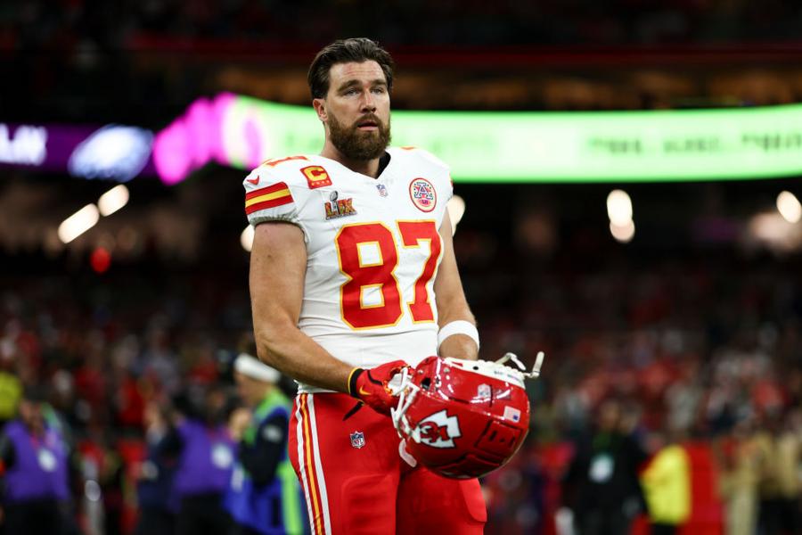 The Kansas City Chiefs Might Travis Kelce To Save Money