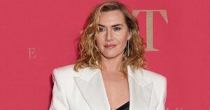 Did Kate Winslet’s dad whistle when she gave her Oscar speech?