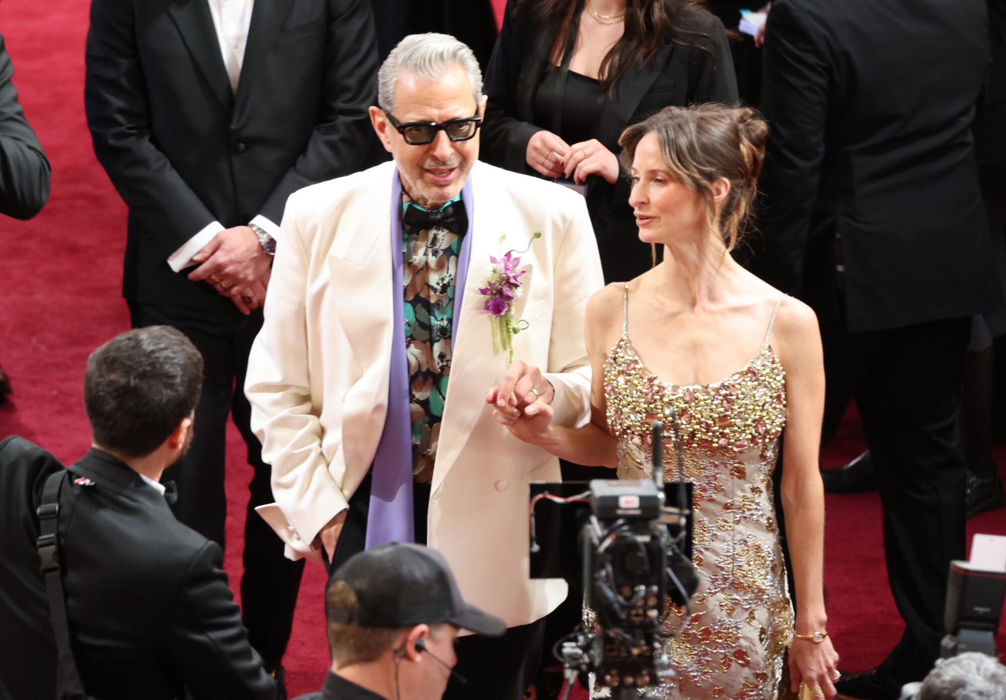 "Wicked" star Jeff Goldblum accompanies his wife, Emilie Livingston, on the red carpet.