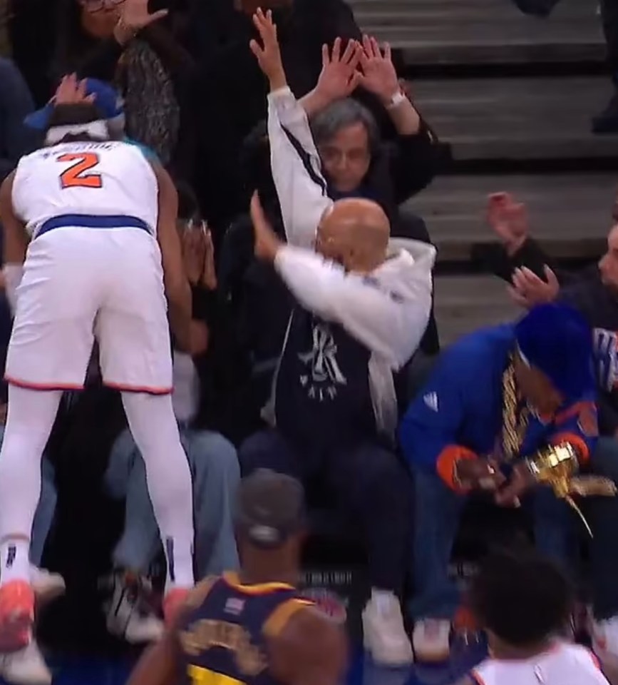 Jennifer Hudson getting hit in the face by a basketball at a Knicks game.