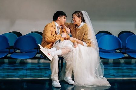 Serving looks: Volleyball player EJ Laure, actor Bugoy Cariño share pre-wedding photos