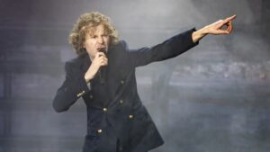 Beck Announces 2025 Orchestral Tour Dates