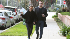 ben affleck jennifer garner walking