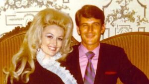 Carl Dean, Dolly Parton's Husband, Dead at 82