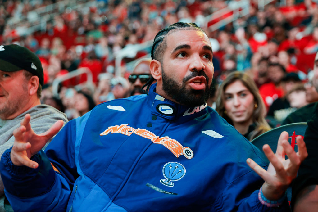 Drake attends Cleveland Cavaliers v Houston Rockets