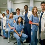 "Grey's Anatomy" focuses on young people struggling to be doctors and doctors struggling to stay human. It's the drama and intensity of medical training mixed with the funny, sexy, painful lives of interns who are about to discover that neither medicine nor relationships can be defined in black and white.